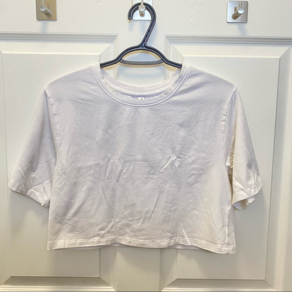 Fabletics White Crop T-Shirt